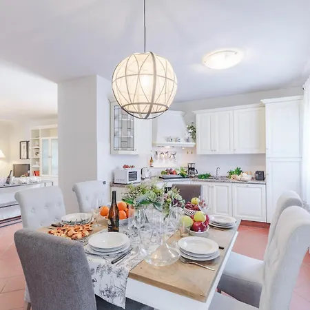 Regina Villa, By The In *