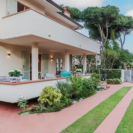 Villa Regina Villa, By The In *