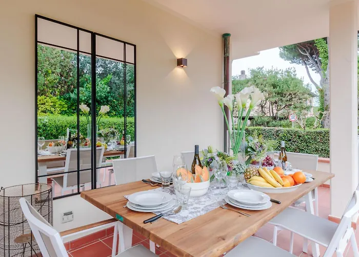 Regina Villa, By The In