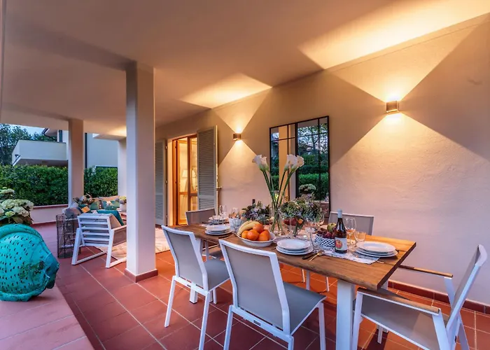 Regina Villa, By The In Villa *