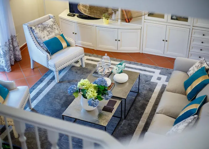 Regina Villa, By The In Villa Marina di Pietrasanta