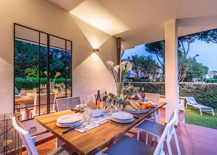 Regina Villa, By The In Villa