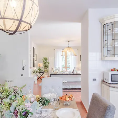 Villa Regina Villa, By The In